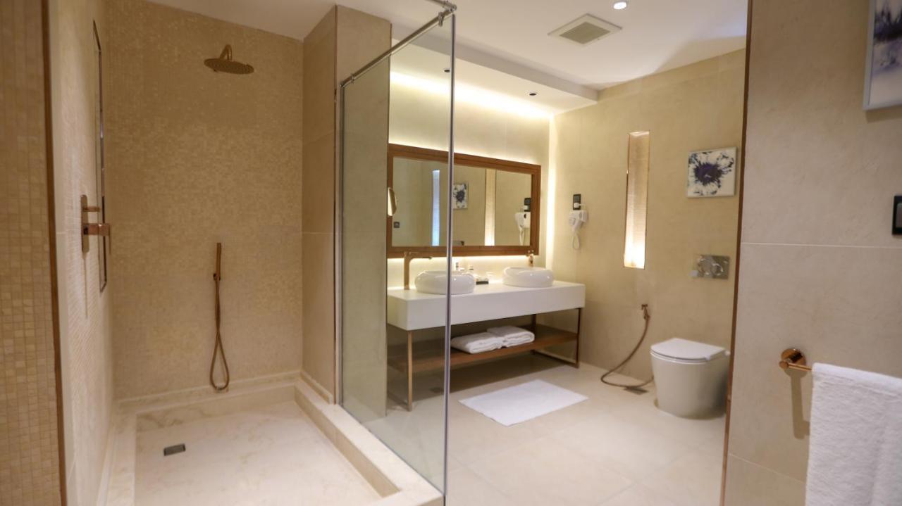 V Boutique Hotel Джедда Экстерьер фото