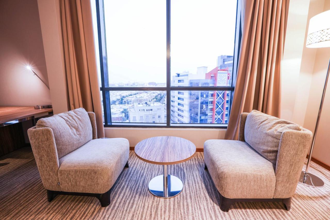 V Boutique Hotel Джедда Экстерьер фото