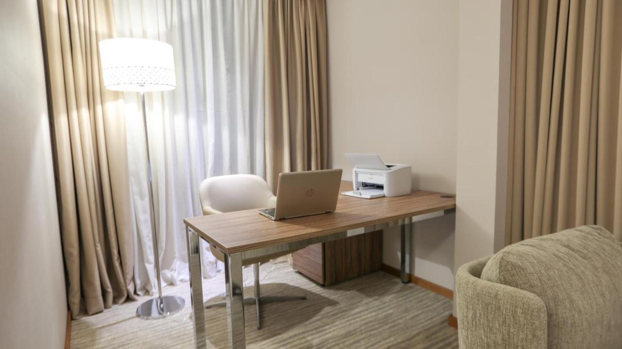 V Boutique Hotel Джедда Экстерьер фото